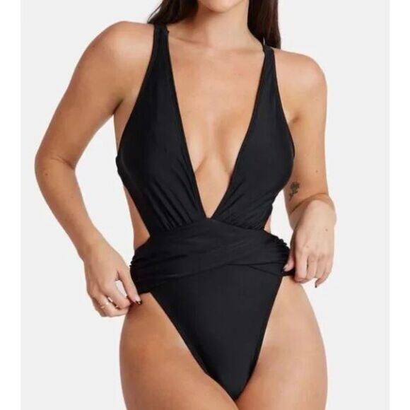 Cupshe Other - NWT Cupshe x Jojo Fletcher Mindful Solids Deep Onyx Plunge One Piece Size XL